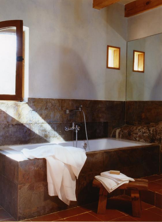 Casas Del Palomar I & Ii Country house Ortigosa del Monte